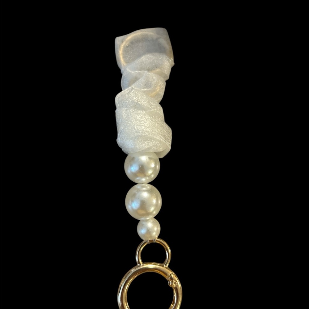Bag extender White faux Pearl